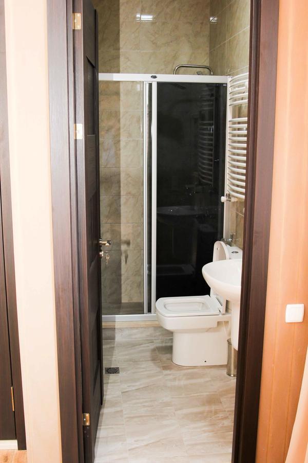 Hotel New Telavi Exterior photo